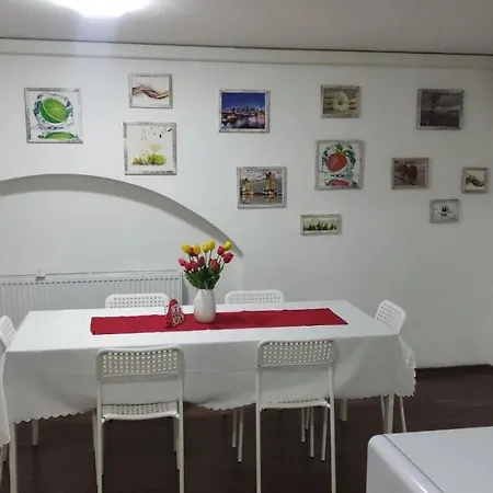 Eiffel-t45 Five Bedroom * 부다페스트