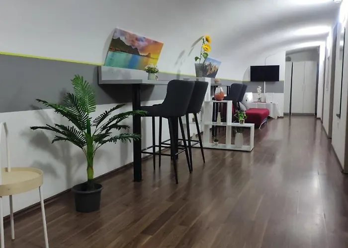 Appartement Eiffel-t45 Five Bedroom *